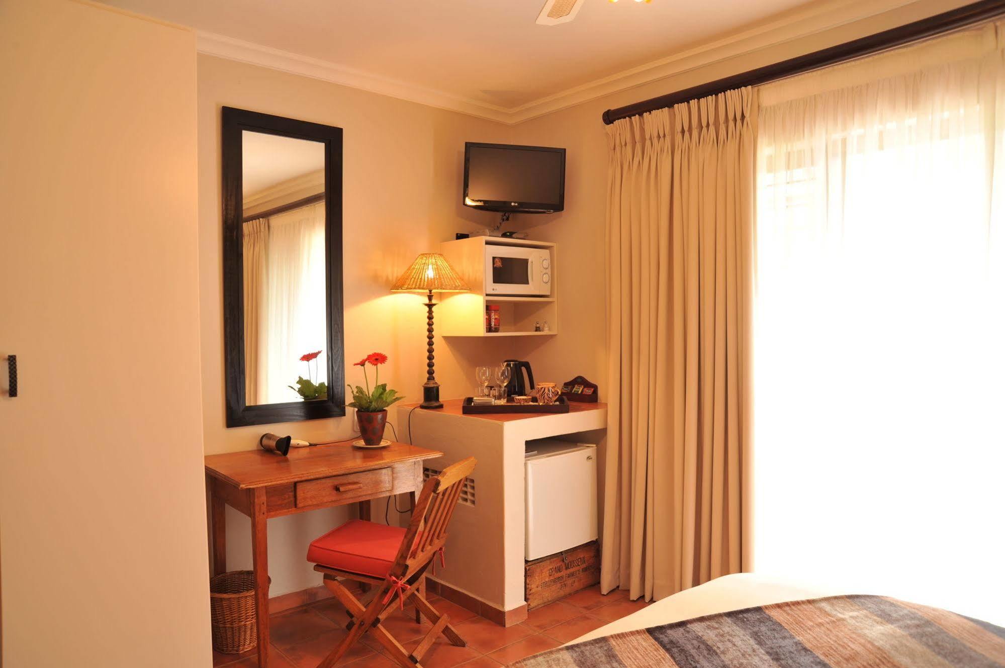 Claires Of Sandton Luxury Guest House Johannesburg Luaran gambar