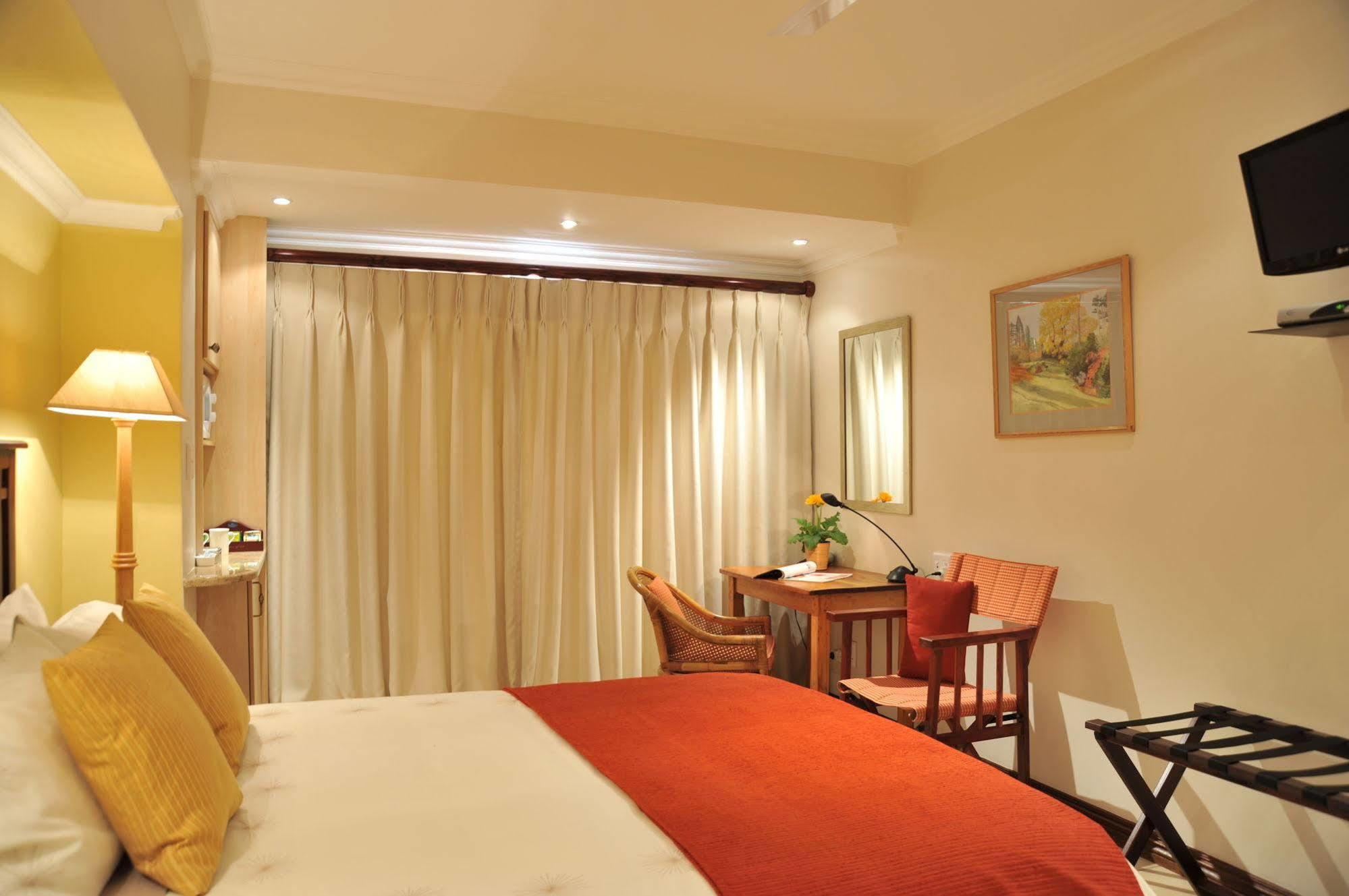 Claires Of Sandton Luxury Guest House Johannesburg Luaran gambar